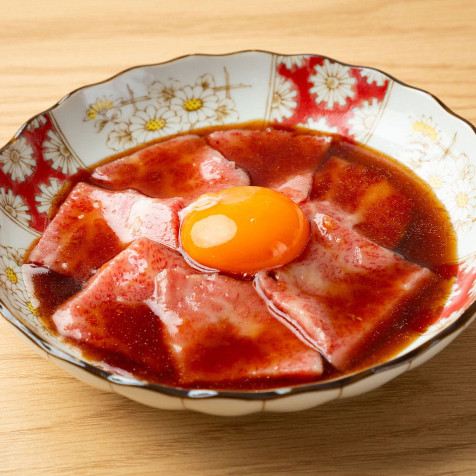 黒毛和牛の炙りユッケ